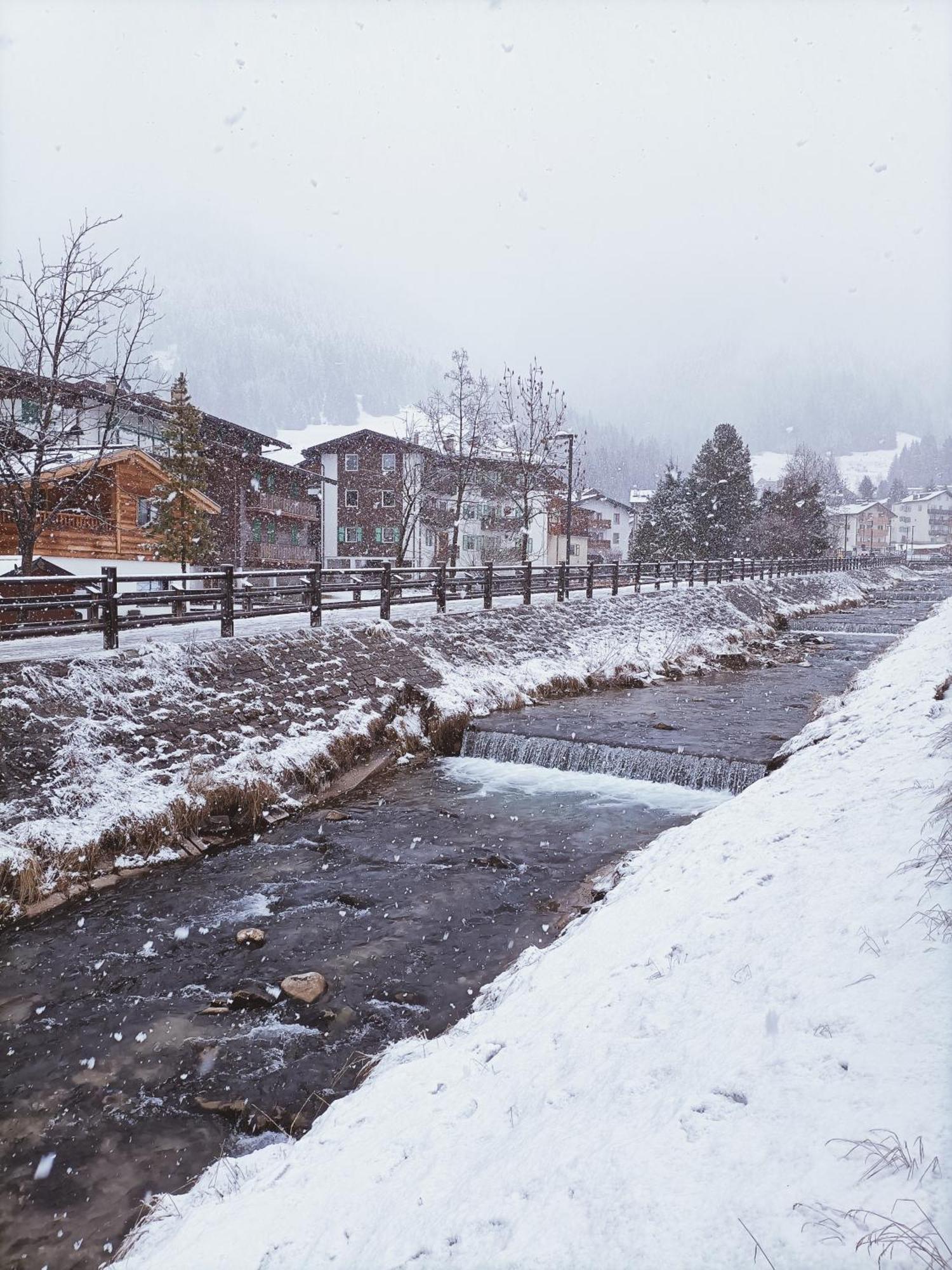 Casa Paola Appartement Pozza di Fassa Buitenkant foto